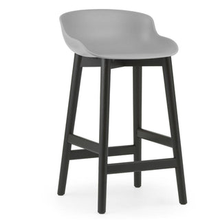 Normann Copenhagen Hyg black oak bar stool with polypropylene seat h. 65 cm. Normann Copenhagen Hyg Grey - Buy now on ShopDecor - Discover the best products by NORMANN COPENHAGEN design