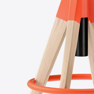 Pedrali Arki-Stool ARKW6 stool in oak wood with orange metal footrest - Buy now on ShopDecor - Discover the best products by PEDRALI design